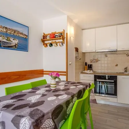 Magnolia - Gardenia By Interhome Apartment Mali Losinj