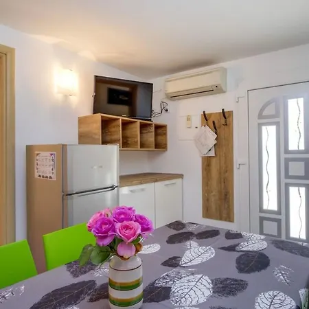 Magnolia - Gardenia By Interhome *