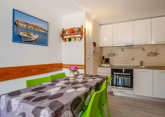 Magnolia - Gardenia By Interhome Apartment Mali Losinj